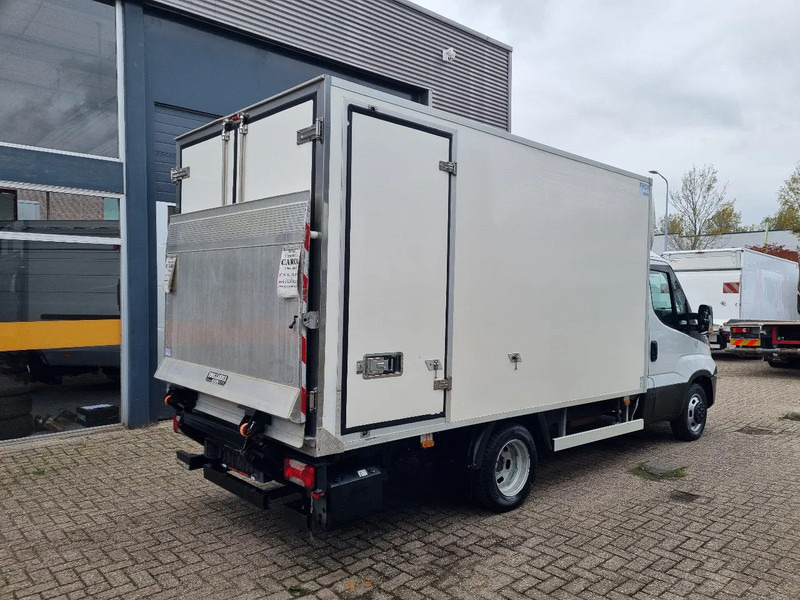 Iveco Daily 35C13 Koelkoffer Carrier Pulsor 400 -20C / +20C LBW Euro 6 - Utilitaire frigorifique: photos 2 Iveco Daily 35C13 Koelkoffer Carrier Pulsor 400 -20C / +20C LBW Euro 6 - Utilitaire frigorifique: photos 2