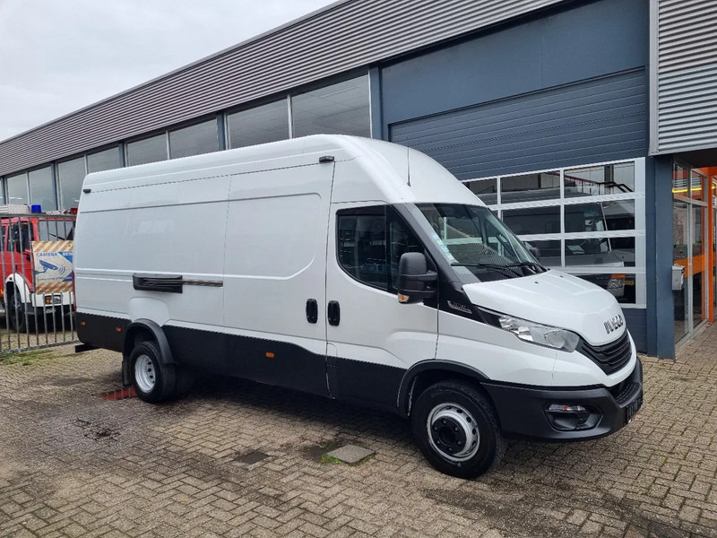 Iveco Daily 70C18 3.0D L4H3 Hi-Matic Euro 6 GVW 7000 kg - Fourgon utilitaire: photos 1 Iveco Daily 70C18 3.0D L4H3 Hi-Matic Euro 6 GVW 7000 kg - Fourgon utilitaire: photos 1
