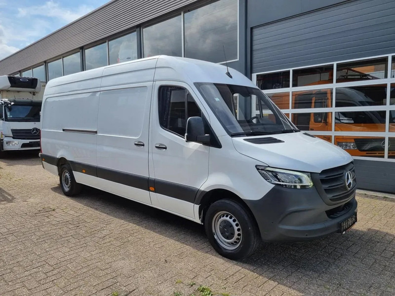 Mercedes-Benz Sprinter 315 CDI L3H2/ Airco/ Navi/ Xenon - Fourgonnette: photos 1 Mercedes-Benz Sprinter 315 CDI L3H2/ Airco/ Navi/ Xenon - Fourgonnette: photos 1