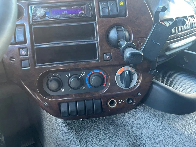 Châssis cabine DAF 85.360 8X2 SINGLE CAB CHASSIS: photos 17