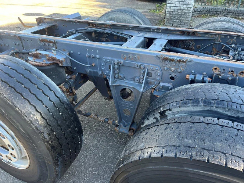 Châssis cabine DAF 85.360 8X2 SINGLE CAB CHASSIS: photos 8