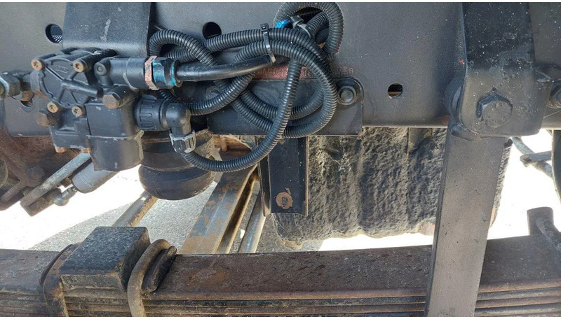 MAN 26.372 MANUAL ZF GEARBOX STEEL SUSPENSION 6X4 - Châssis cabine: photos 4 MAN 26.372 MANUAL ZF GEARBOX STEEL SUSPENSION 6X4 - Châssis cabine: photos 4