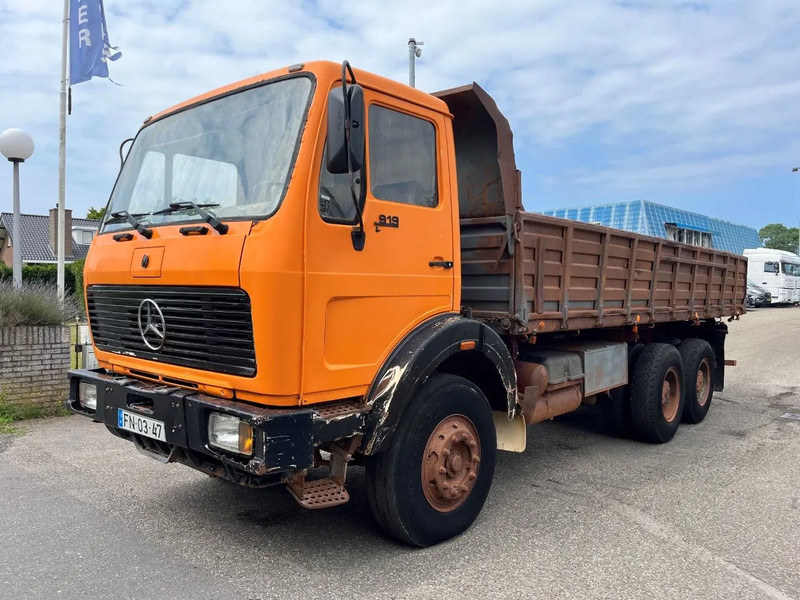 Mercedes-Benz SK 2628 6X4 FULL STEEL SPRING KIPPER MANUAL GEARBOX - Camion benne: photos 1 Mercedes-Benz SK 2628 6X4 FULL STEEL SPRING KIPPER MANUAL GEARBOX - Camion benne: photos 1