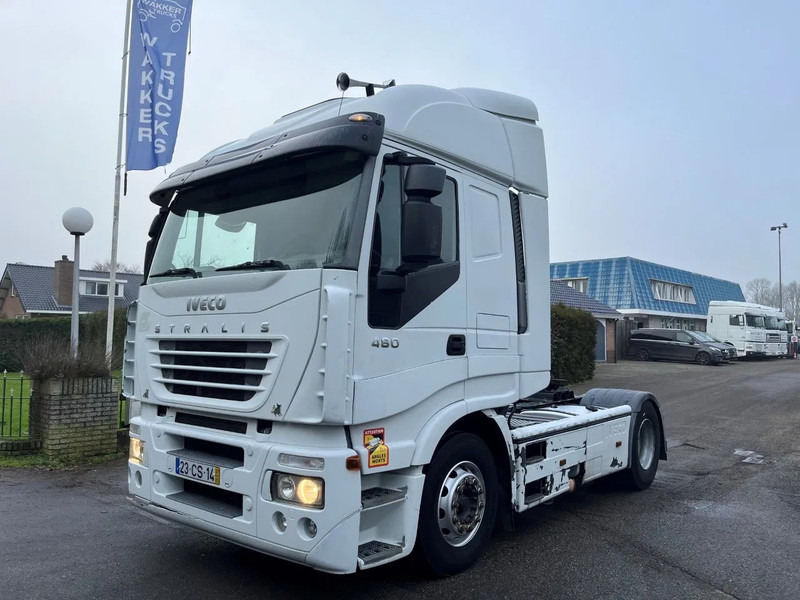 Iveco Stralis 440.48 MANUAL ZF GEARBOX CLEAN CONDITION - Tracteur routier: photos 1 Iveco Stralis 440.48 MANUAL ZF GEARBOX CLEAN CONDITION - Tracteur routier: photos 1