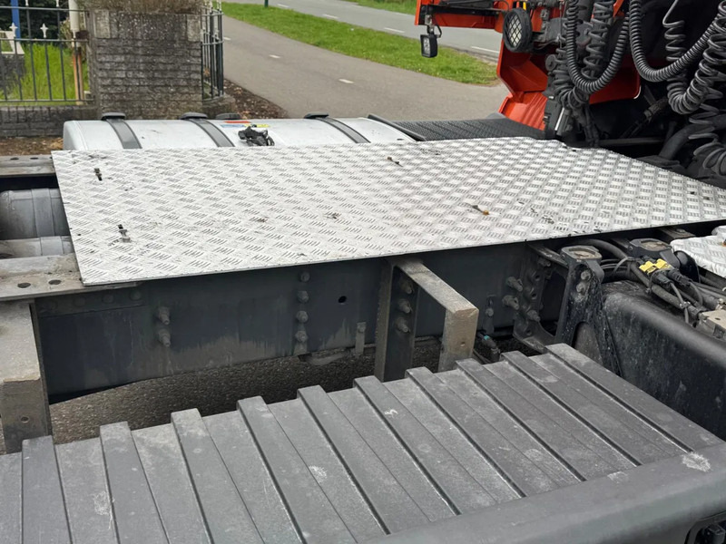 Scania P360 HOLLAND TRUCKHEAD WITH INSPECTION - Tracteur routier: photos 4 Scania P360 HOLLAND TRUCKHEAD WITH INSPECTION - Tracteur routier: photos 4