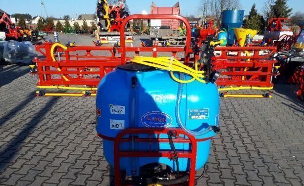 BIARDZKI Sprayer/Opryskiwacz zawieszany 400*l 12 m - Pulvé porté: photos 3 BIARDZKI Sprayer/Opryskiwacz zawieszany 400*l 12 m - Pulvé porté: photos 3
