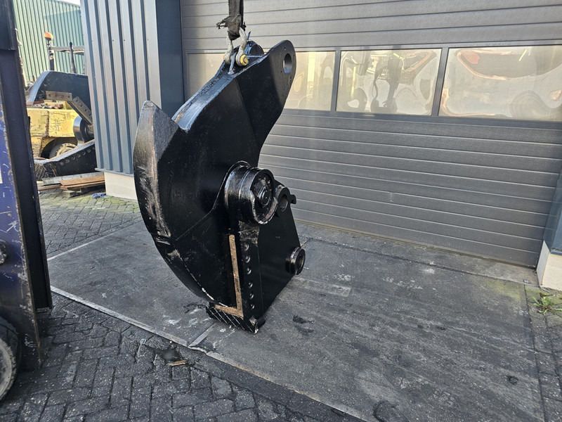 Verachtert vt50 mp30 shear tank tank shear combi crusher verachtert caterpillar - Cisaille de démolition: photos 1 Verachtert vt50 mp30 shear tank tank shear combi crusher verachtert caterpillar - Cisaille de démolition: photos 1