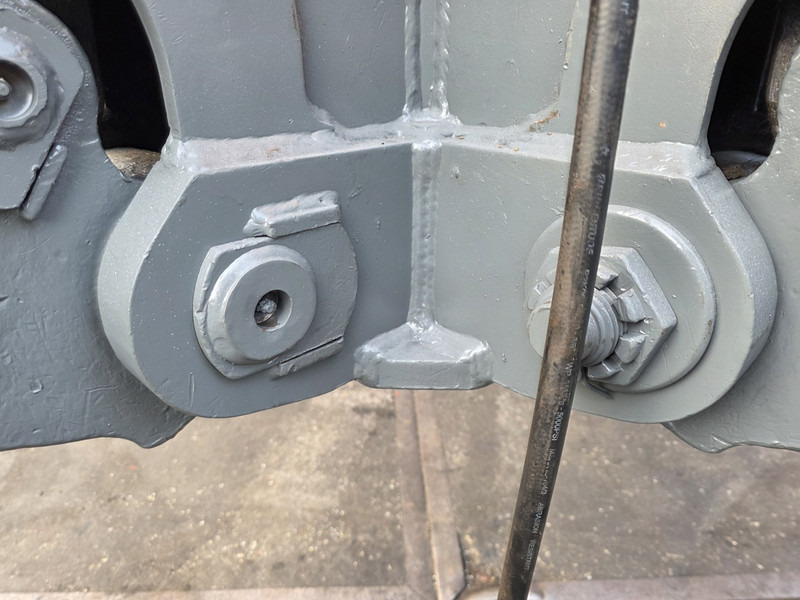 Atlaws e732 600l scrap grab orange peel grapple atlas mh - Grappin pour Engins de chantier: photos 5 Atlaws e732 600l scrap grab orange peel grapple atlas mh - Grappin pour Engins de chantier: photos 5