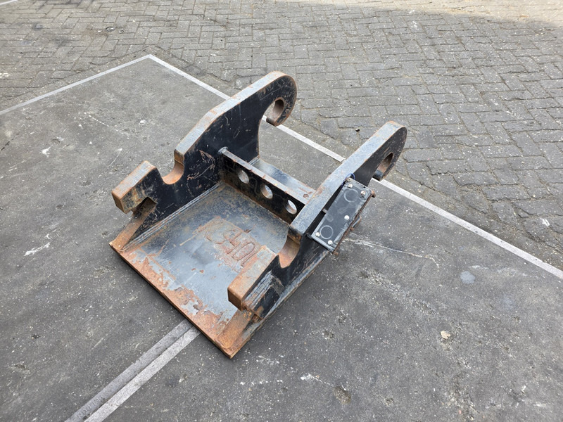 Kopplaat cw55s head plate kopplaat cw55s verachtert eurosteel - Attache rapide pour Engins de chantier: photos 3 Kopplaat cw55s head plate kopplaat cw55s verachtert eurosteel - Attache rapide pour Engins de chantier: photos 3