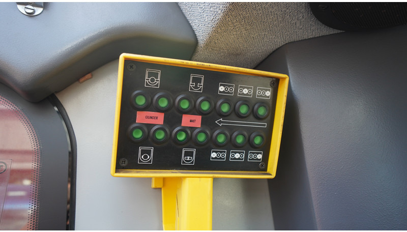 Faun ATF 90G-4 8X6X8 CRANE WITH JIB - crédit-bail Faun ATF 90G-4 8X6X8 CRANE WITH JIB: photos 9 Faun ATF 90G-4 8X6X8 CRANE WITH JIB - crédit-bail Faun ATF 90G-4 8X6X8 CRANE WITH JIB: photos 9