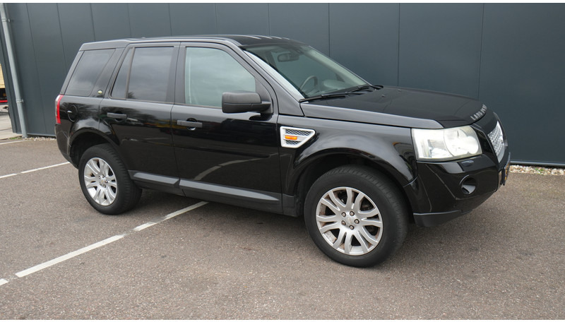 Land Rover Freelander 2.2 TD4 E 4X4 - Minibus, Transport de personnes: photos 4 Land Rover Freelander 2.2 TD4 E 4X4 - Minibus, Transport de personnes: photos 4