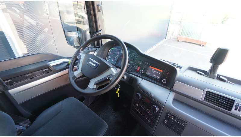 MAN TGX 26.480 6x2 RETARDER 494.000KM EURO 6 - Tracteur routier: photos 5 MAN TGX 26.480 6x2 RETARDER 494.000KM EURO 6 - Tracteur routier: photos 5