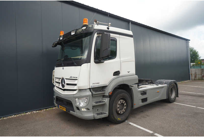 Mercedes-Benz ACTROS 2036 ADR 663.000KM - Tracteur routier: photos 3 Mercedes-Benz ACTROS 2036 ADR 663.000KM - Tracteur routier: photos 3