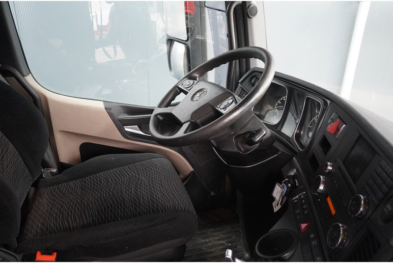 Mercedes-Benz ACTROS 2036 ADR 663.000KM - Tracteur routier: photos 5 Mercedes-Benz ACTROS 2036 ADR 663.000KM - Tracteur routier: photos 5