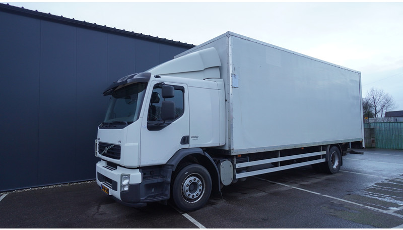 Volvo FE 280 CLOSED BOX 354.000KM MANUAL GEARBOX - Camion fourgon: photos 3 Volvo FE 280 CLOSED BOX 354.000KM MANUAL GEARBOX - Camion fourgon: photos 3