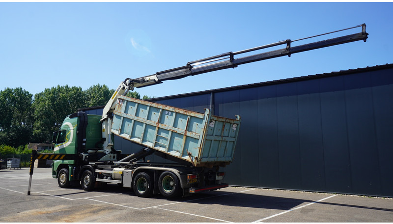 Volvo FH 540 8X2 HOOKARM SYSTEM WITH PALFINGER PK 20002 CRANE - Camion grue: photos 3 Volvo FH 540 8X2 HOOKARM SYSTEM WITH PALFINGER PK 20002 CRANE - Camion grue: photos 3