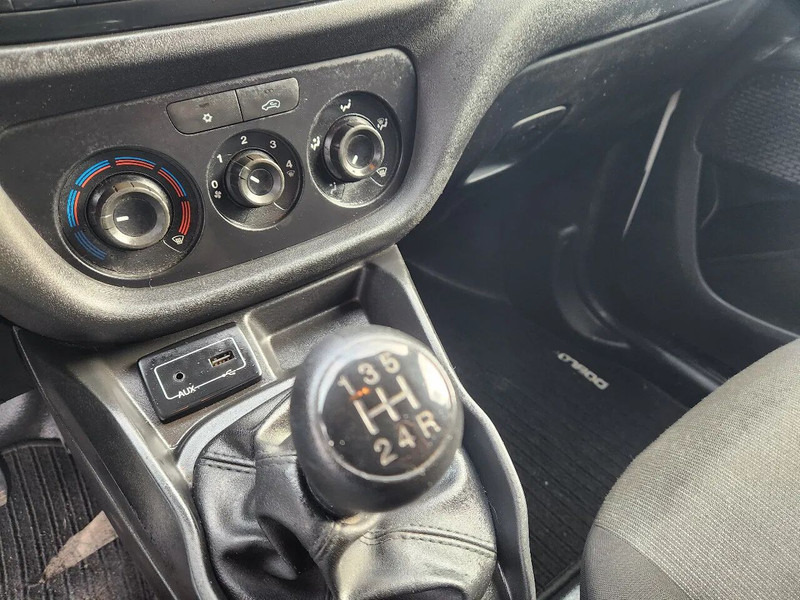 Fourgonnette Fiat Doblò Maxi, 2017, 135000km, Airco, L2H1, Parkingsens: photos 15 Fourgonnette Fiat Doblò Maxi, 2017, 135000km, Airco, L2H1, Parkingsens: photos 15