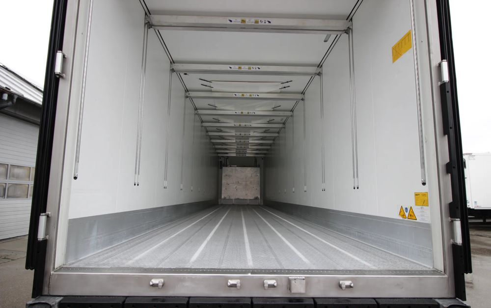 Schmitz Cargobull FP 60 V7 Thermo King SLXi 300 / DOPPELSTOCK / 2 458 MTH - JAK FABRYCZNIE NOWA / ŚCIANA 7 CM / - crédit-bail Schmitz Cargobull FP 60 V7 Thermo King SLXi 300 / DOPPELSTOCK / 2 458 MTH - JAK FABRYCZNIE NOWA / ŚCIANA 7 CM /: photos 6