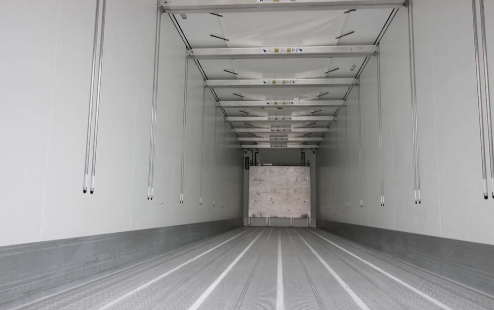 Schmitz Cargobull FP 60 V7 Thermo King SLXi 300 / DOPPELSTOCK / 2 458 MTH - JAK FABRYCZNIE NOWA / ŚCIANA 7 CM / - crédit-bail Schmitz Cargobull FP 60 V7 Thermo King SLXi 300 / DOPPELSTOCK / 2 458 MTH - JAK FABRYCZNIE NOWA / ŚCIANA 7 CM /: photos 11