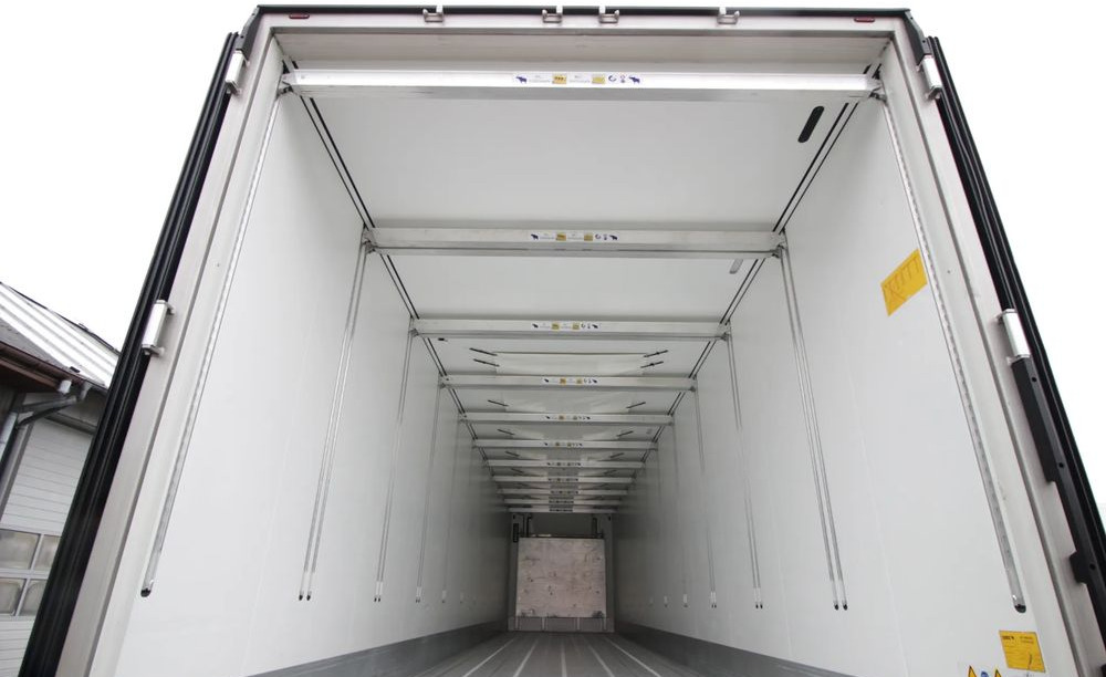 Schmitz Cargobull FP 60 V7 Thermo King SLXi 300 / DOPPELSTOCK / 2 458 MTH - JAK FABRYCZNIE NOWA / ŚCIANA 7 CM / - crédit-bail Schmitz Cargobull FP 60 V7 Thermo King SLXi 300 / DOPPELSTOCK / 2 458 MTH - JAK FABRYCZNIE NOWA / ŚCIANA 7 CM /: photos 7