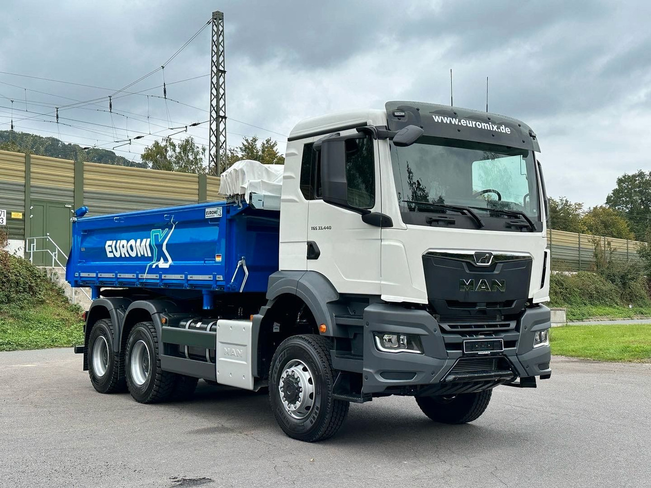 MAN TGS 33.440 6x6 /Euro6 3-Seiten-Kipper EuromixMTP - Camion benne: photos 3 MAN TGS 33.440 6x6 /Euro6 3-Seiten-Kipper EuromixMTP - Camion benne: photos 3