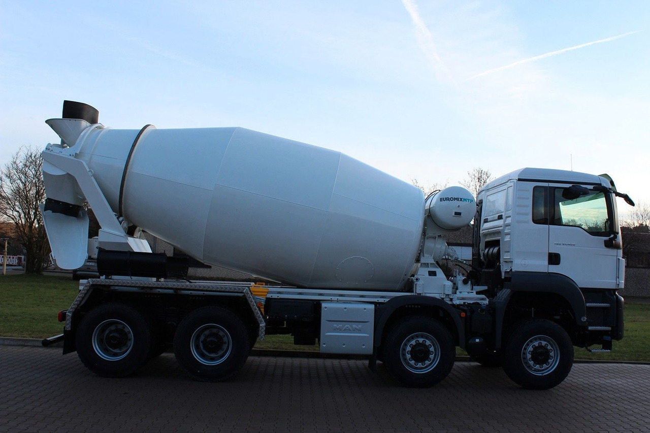 MAN TGS 35.480 8x6 EuromixMTP EM 10 L MAN TGS 35.480 8x6 EuromixMTP EM 10 L - Camion malaxeur: photos 4 MAN TGS 35.480 8x6 EuromixMTP EM 10 L MAN TGS 35.480 8x6 EuromixMTP EM 10 L - Camion malaxeur: photos 4