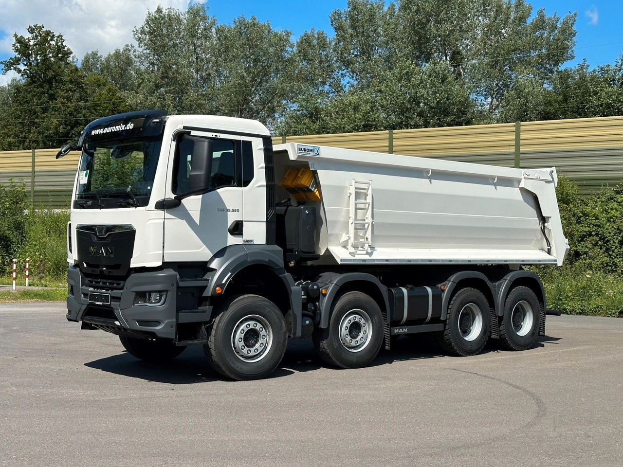 MAN TGS 37.480 8x4 EuromixMTP Mulden Kipper - Camion benne: photos 2 MAN TGS 37.480 8x4 EuromixMTP Mulden Kipper - Camion benne: photos 2
