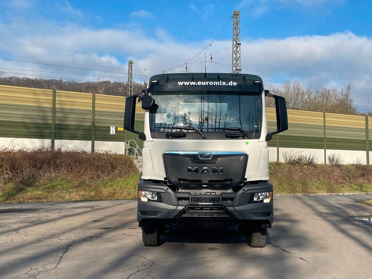 MAN TGS 41.400 8x4 / EuromixMTP EM 10m³ R/ EURO 5 - Camion malaxeur: photos 2 MAN TGS 41.400 8x4 / EuromixMTP EM 10m³ R/ EURO 5 - Camion malaxeur: photos 2