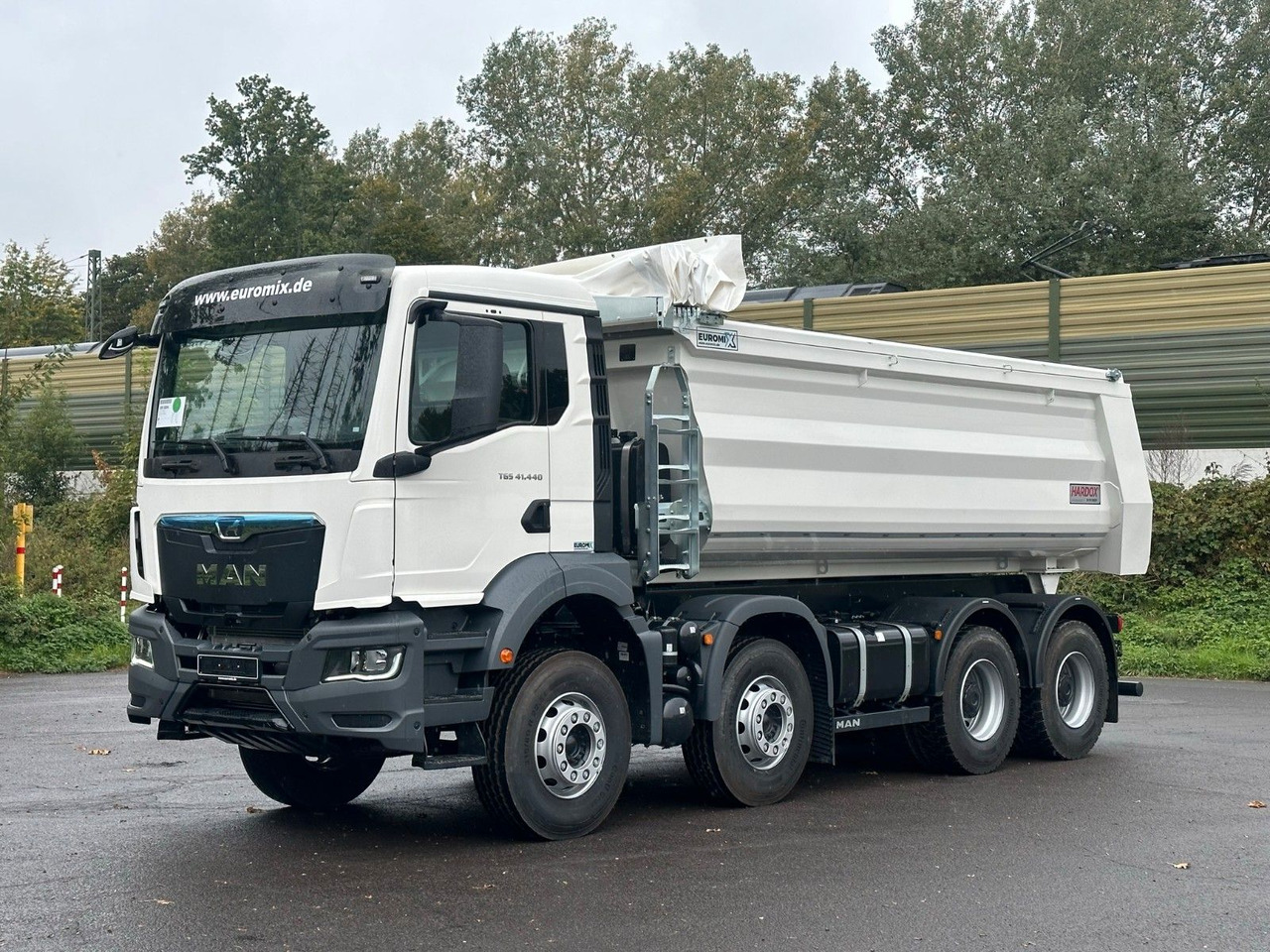MAN TGS 41.440 BB 8X4 Euromix Mulden Kipper HARDOX - Camion benne: photos 1 MAN TGS 41.440 BB 8X4 Euromix Mulden Kipper HARDOX - Camion benne: photos 1