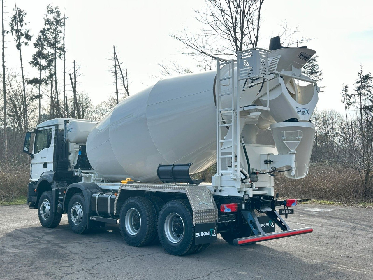 MAN TGS 41.480 8x4 /Euro6e Euromix EM 12 R MAN TGS 41.480 8x4 /Euro6e Euromix EM 12 R - Camion malaxeur: photos 4 MAN TGS 41.480 8x4 /Euro6e Euromix EM 12 R MAN TGS 41.480 8x4 /Euro6e Euromix EM 12 R - Camion malaxeur: photos 4
