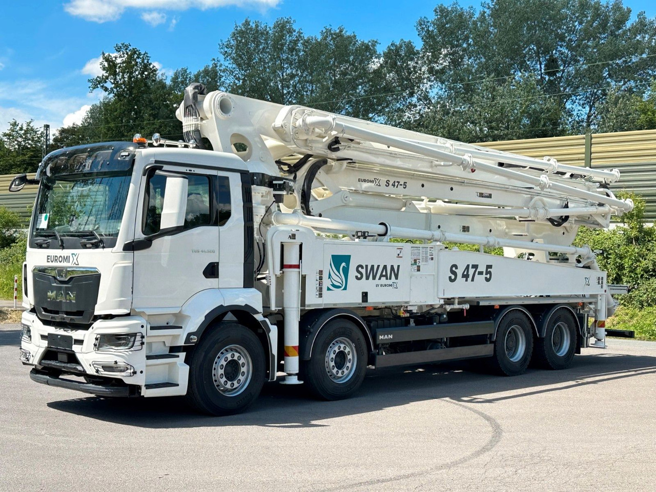 MAN TGS 41.520 8x4 SWAN TSP 47-5 160RZ ( 47m ) - Camion pompe: photos 2 MAN TGS 41.520 8x4 SWAN TSP 47-5 160RZ ( 47m ) - Camion pompe: photos 2