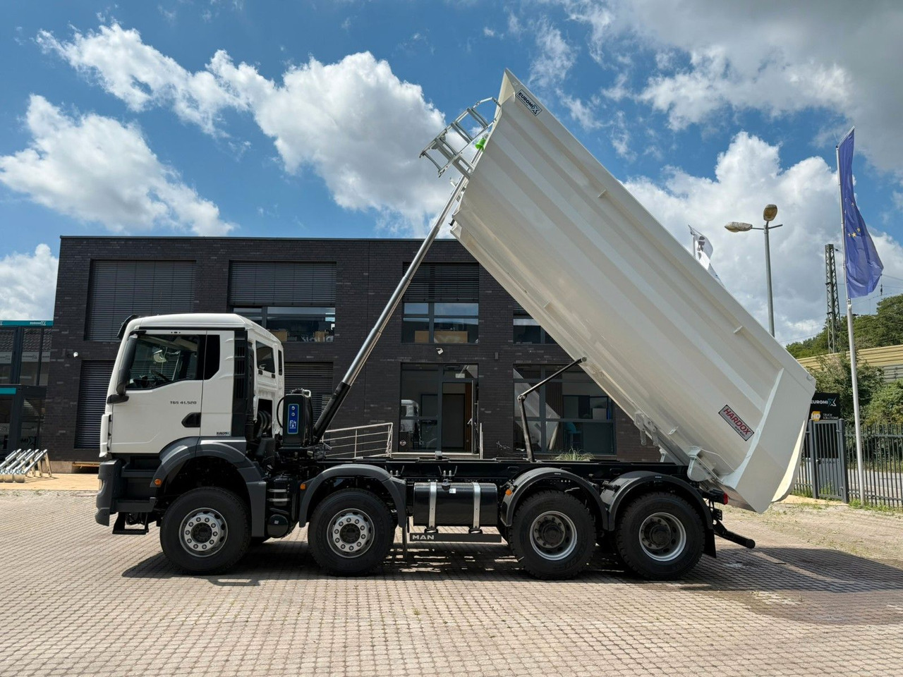 MAN TGS 41.520 BB 8X4 Euromix MuldenKipper  Retarder - crédit-bail MAN TGS 41.520 BB 8X4 Euromix MuldenKipper  Retarder: photos 14