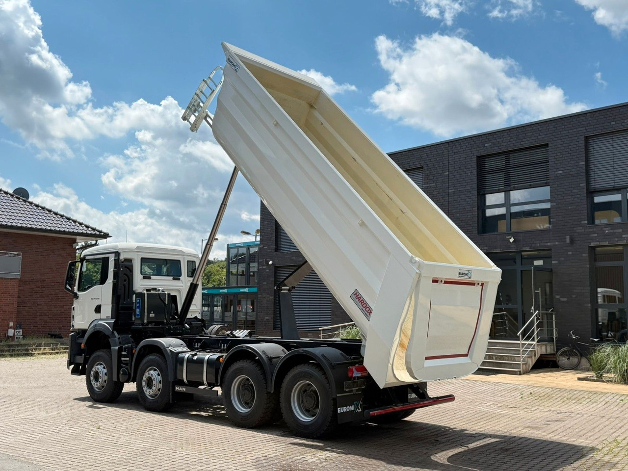 MAN TGS 41.520 BB 8X4 Euromix MuldenKipper  Retarder - crédit-bail MAN TGS 41.520 BB 8X4 Euromix MuldenKipper  Retarder: photos 15