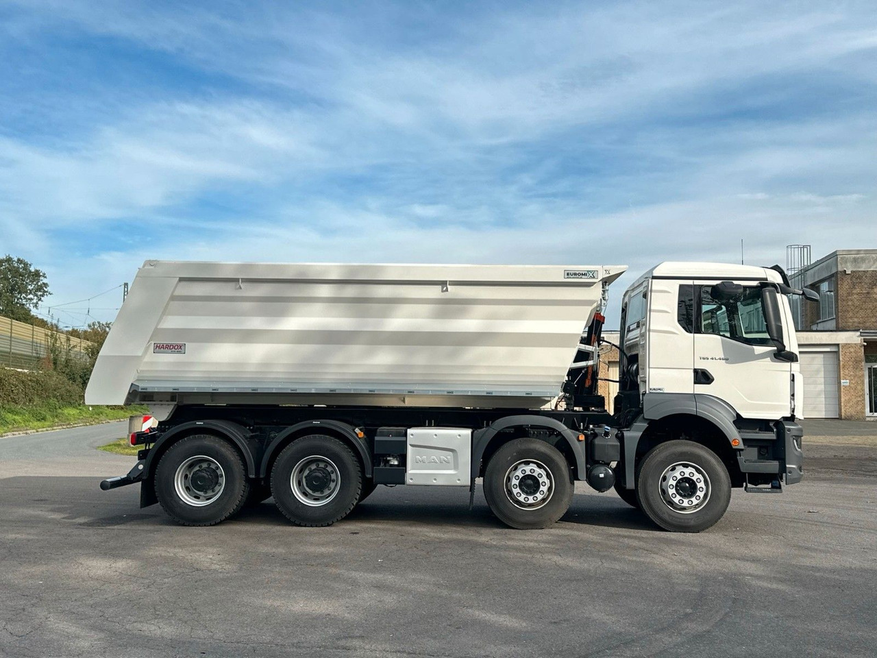 Camion benne MAN TGS 41.520 BB 8X4 Euromix Retarder: photos 14