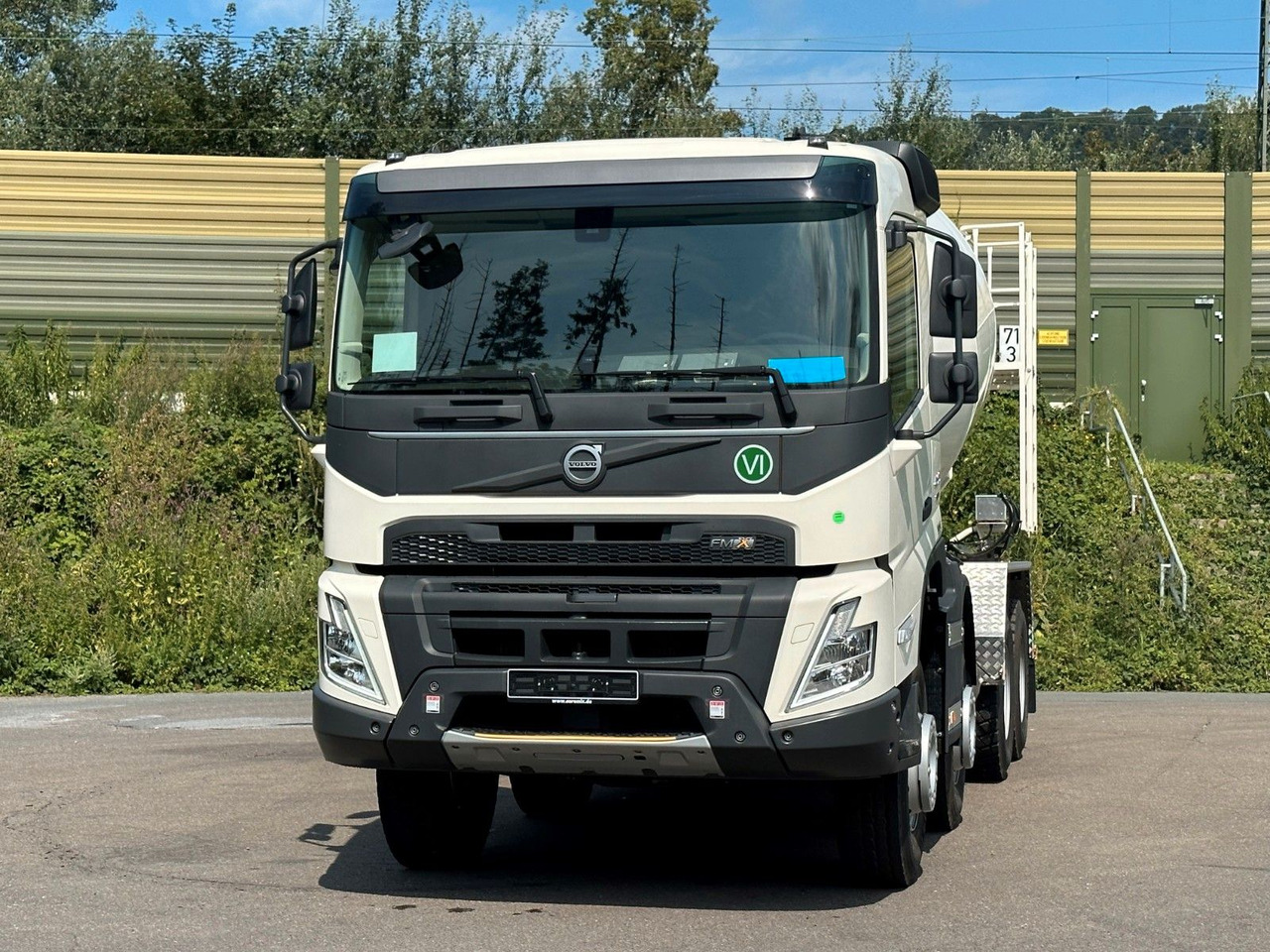 Volvo FMX 460 8x4 / Euromix MTP EM 10 L Euro 6e - Camion malaxeur: photos 2 Volvo FMX 460 8x4 / Euromix MTP EM 10 L Euro 6e - Camion malaxeur: photos 2