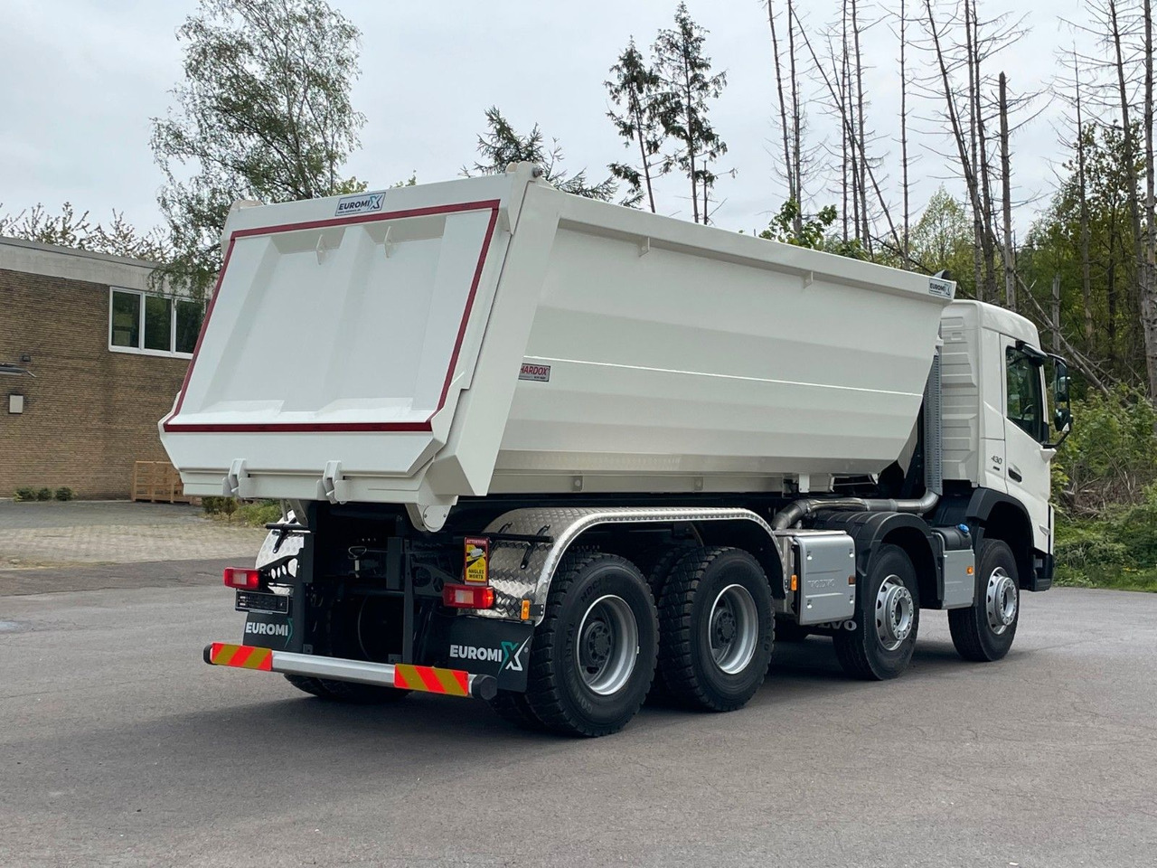 Volvo FMX 460 8x4 EuromixMTP EMK 20m³ Mulden Kipper - Camion benne: photos 5 Volvo FMX 460 8x4 EuromixMTP EMK 20m³ Mulden Kipper - Camion benne: photos 5