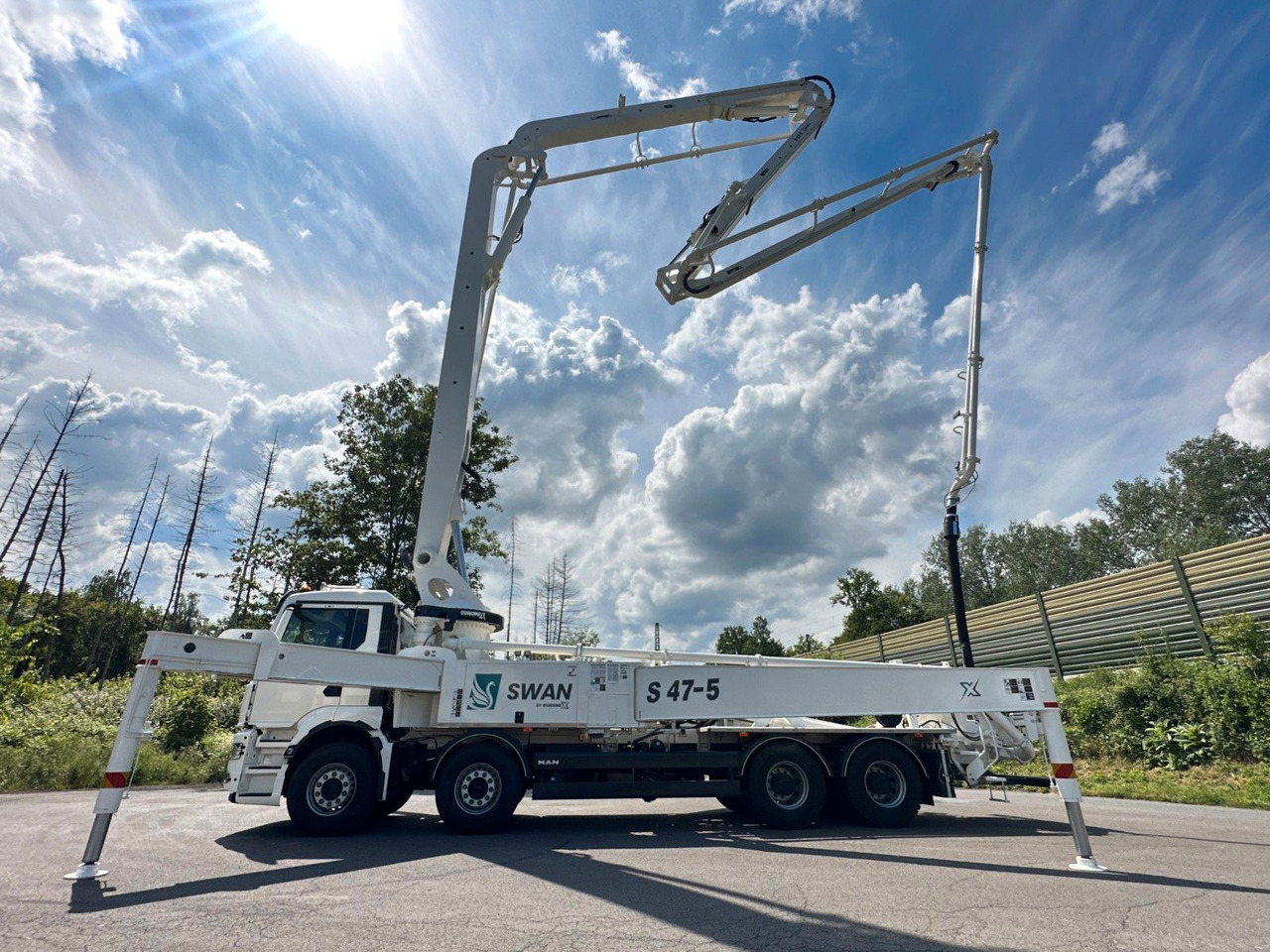 Volvo FMX 500 8x4 SWAN 47m Betonpumpe EuromixMTP - Camion pompe: photos 5 Volvo FMX 500 8x4 SWAN 47m Betonpumpe EuromixMTP - Camion pompe: photos 5