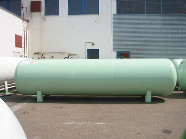 De Visser gastank Propaan/Butaan LPG tank 6400L (3,2 tons) Gas, Gaz, LPG Ø 1250 including tank fittings - Réservoir de carburant: photos 3 De Visser gastank Propaan/Butaan LPG tank 6400L (3,2 tons) Gas, Gaz, LPG Ø 1250 including tank fittings - Réservoir de carburant: photos 3