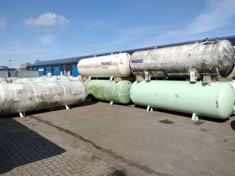 De Visser used 2700L & 4850L gastanks - Gas, Gaz, LPG, GPL, Propane, Butane tanks aboveground Used tanks - Réservoir de carburant: photos 4 De Visser used 2700L & 4850L gastanks - Gas, Gaz, LPG, GPL, Propane, Butane tanks aboveground Used tanks - Réservoir de carburant: photos 4
