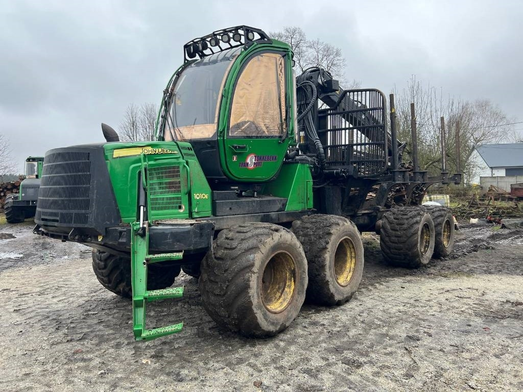 John Deere 1010 E - Porteur: photos 1 John Deere 1010 E - Porteur: photos 1