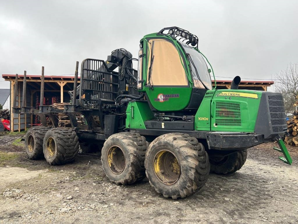 John Deere 1010 E - Porteur: photos 2 John Deere 1010 E - Porteur: photos 2