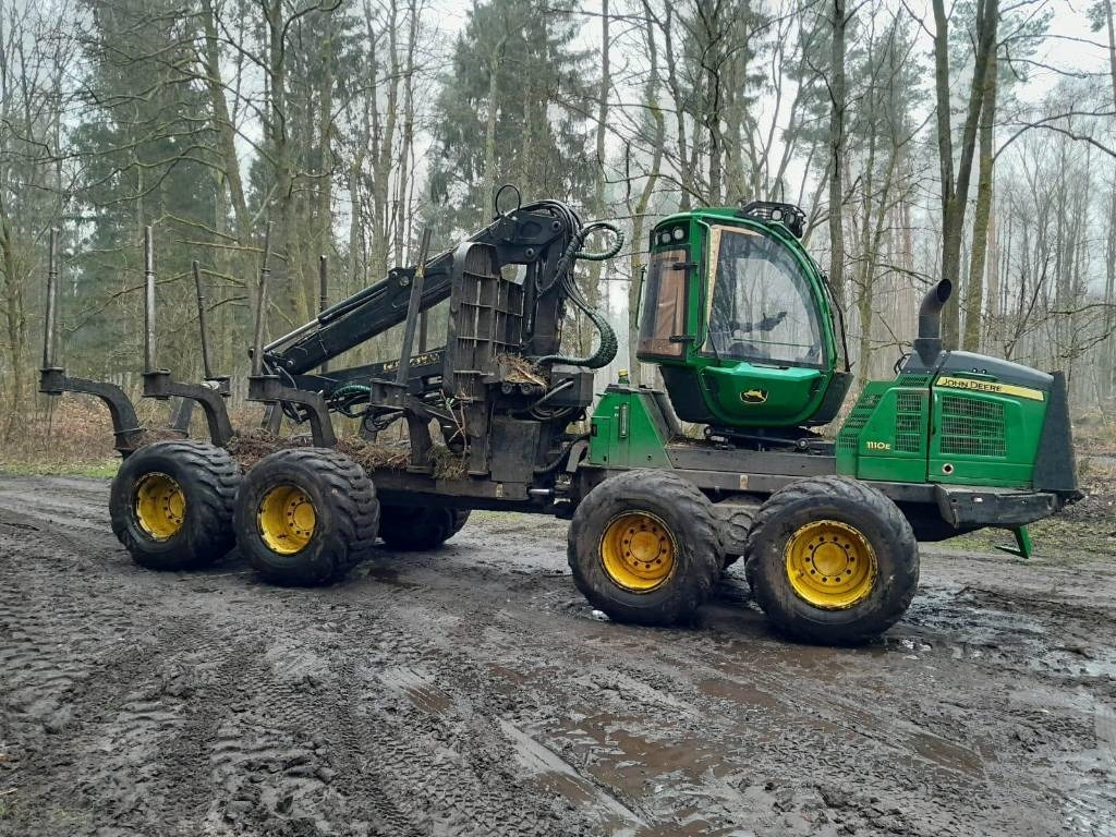 John Deere 1110 E - Porteur: photos 2 John Deere 1110 E - Porteur: photos 2