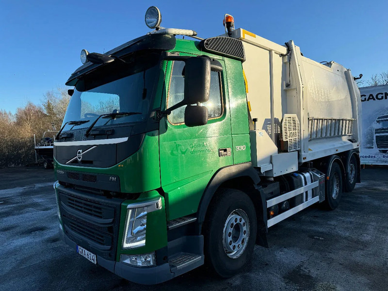 Volvo FM 330 RHD, 2-compart, & tipper, 2014 - Benne à ordures ménagères: photos 2 Volvo FM 330 RHD, 2-compart, & tipper, 2014 - Benne à ordures ménagères: photos 2