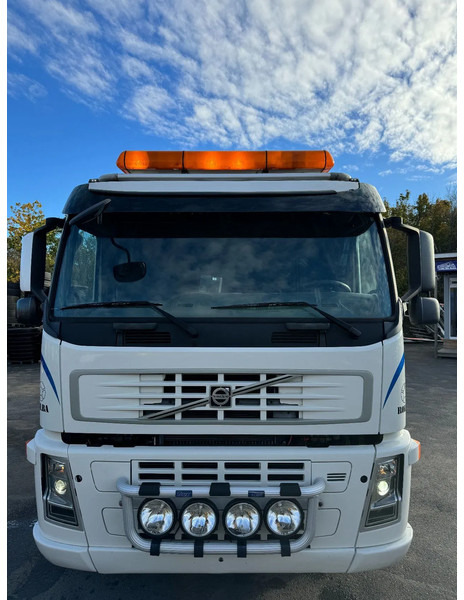 Volvo FM 420 6x2*4, 15m3 Vacuum-truck, 2010 - Camion hydrocureur: photos 2 Volvo FM 420 6x2*4, 15m3 Vacuum-truck, 2010 - Camion hydrocureur: photos 2