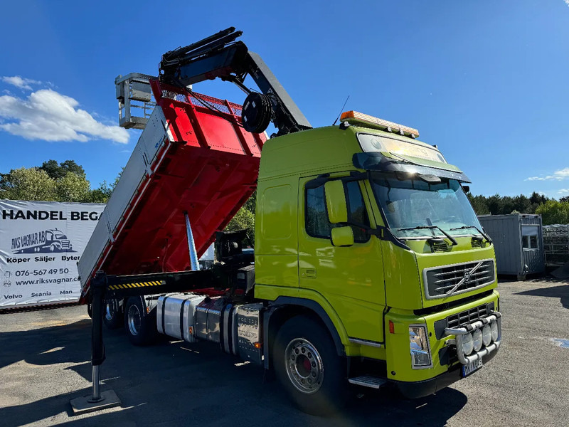 Volvo FM 6x2, Tipper + Crane and Skylift, 2009 - Camion benne, Camion grue: photos 1 Volvo FM 6x2, Tipper + Crane and Skylift, 2009 - Camion benne, Camion grue: photos 1