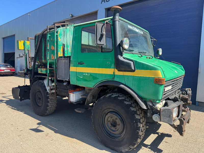 Unimog 424 **BITUMTANK-GOUDRONEUSE** - Camion: photos 3 Unimog 424 **BITUMTANK-GOUDRONEUSE** - Camion: photos 3