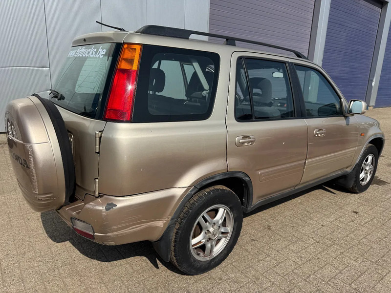 Honda CR-V **PETROL-ESSENCE-AC** - SUV: photos 4 Honda CR-V **PETROL-ESSENCE-AC** - SUV: photos 4