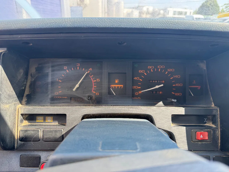 Pick-up Nissan King-cab **DIESEL-4X4**: photos 17