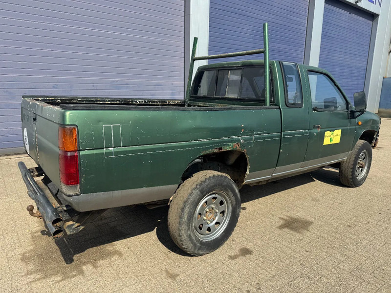 Pick-up Nissan King-cab **DIESEL-4X4**: photos 7