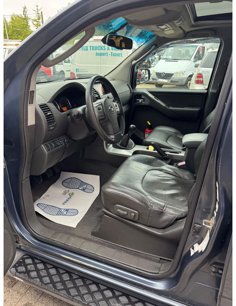 Voiture Nissan Pathfinder **2,5D-AIRCO-BELGIAN CAR**: photos 8 Voiture Nissan Pathfinder **2,5D-AIRCO-BELGIAN CAR**: photos 8